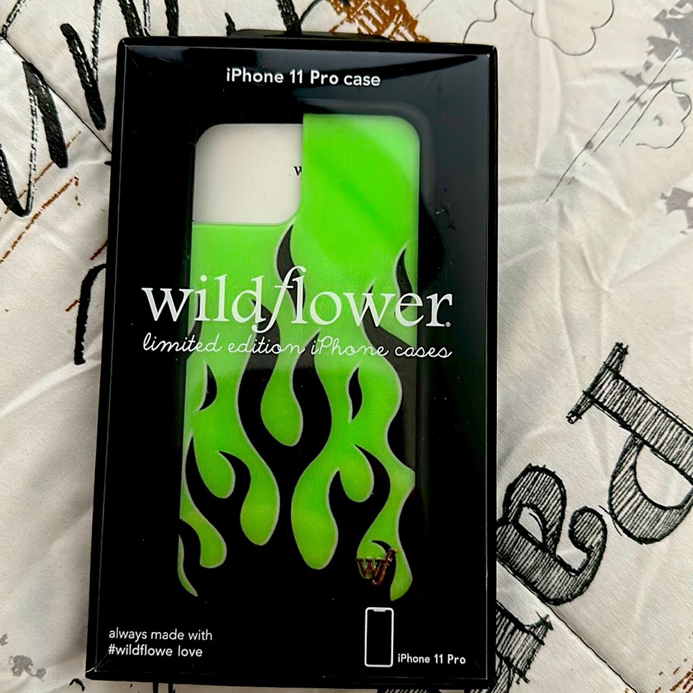 Wildflower iPhone 11 Pro case